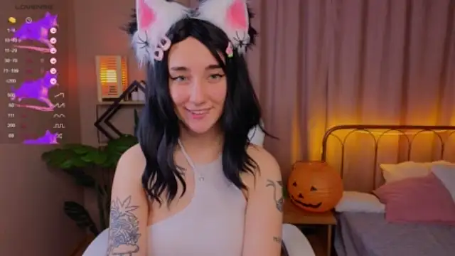 CassidyHaftun naked stripping on cam for live sex video chat