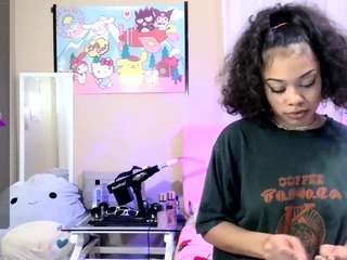 Alyssa-mitovi nude on webcam live hottest sex chat