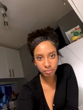 brownskingirll naked strip on webcam for live sex chat