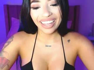 LauraG nude on webcam live hottest sex chat