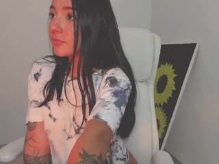 Mayyy nude on webcam live hottest sex chat