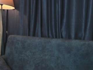 Mia-Chi nude on webcam live hottest sex chat
