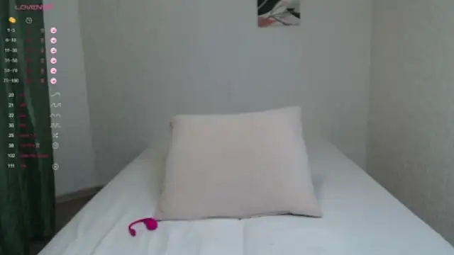 MieshaMorrison naked strip on webcam for live sex chat