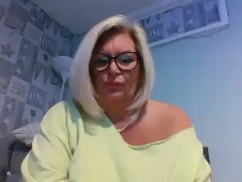 Naughty_Claire naked strip on webcam for live sex chat