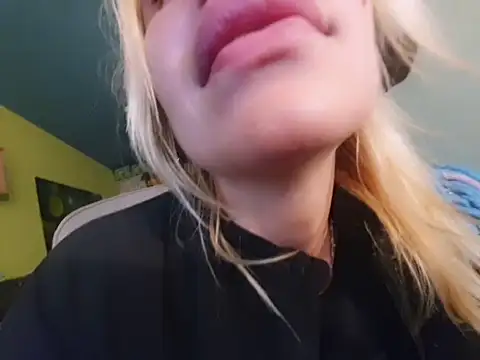 karmija naked strip on webcam for live sex chat