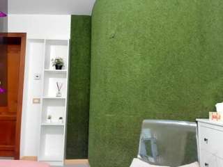 Kayla-Kent nude on webcam live hottest sex chat