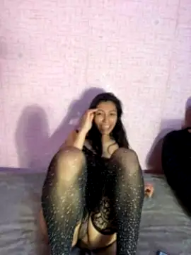 Kiscsillagg naked strip on webcam for live sex chat