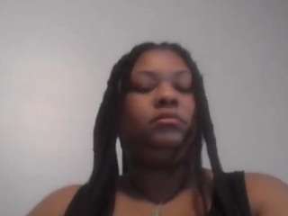 Lipglosspussy nude on webcam live hottest sex chat