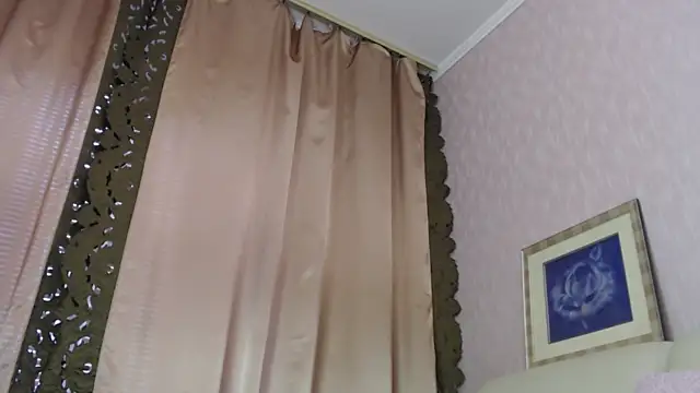 MargieEvans naked strip on webcam for live sex chat