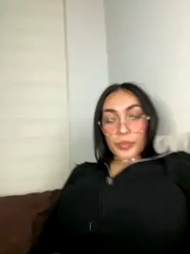 MichelleFerry_ naked strip on webcam for live sex chat