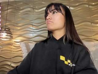 Nahia-low nude on webcam live hottest sex chat