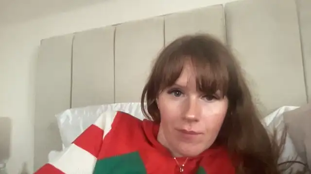 redheadrosie69 naked strip on webcam for live sex chat