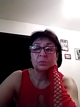 AlbinaXPretty naked strip on webcam for live sex chat