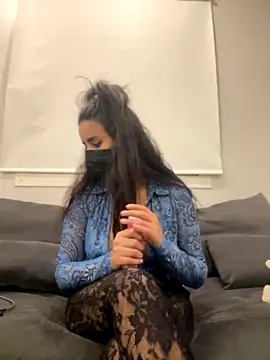 almasalmosa naked strip on webcam for live sex chat