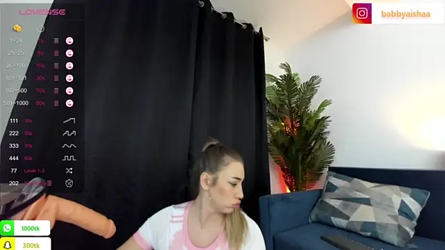 BabyAishaa naked strip on webcam for live sex chat
