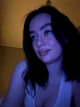 bbullyy naked strip on webcam for live sex chat
