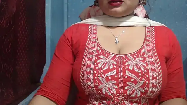 Bengal-queen naked strip on webcam for live sex chat