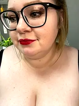 Chloe_WS naked strip on webcam for live sex chat