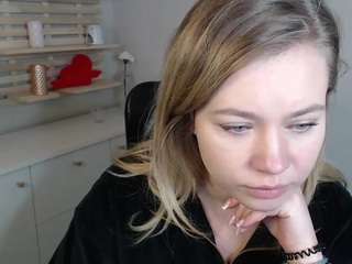 Holly95love nude on webcam live hottest sex chat