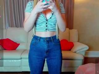 LaimElis nude on webcam live hottest sex chat