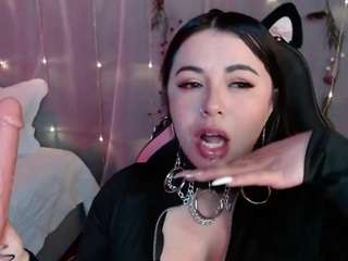 LIAAH SANTOS nude on webcam live hottest sex chat