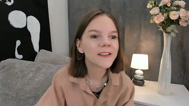 LilyFoxf naked strip on webcam for live sex chat