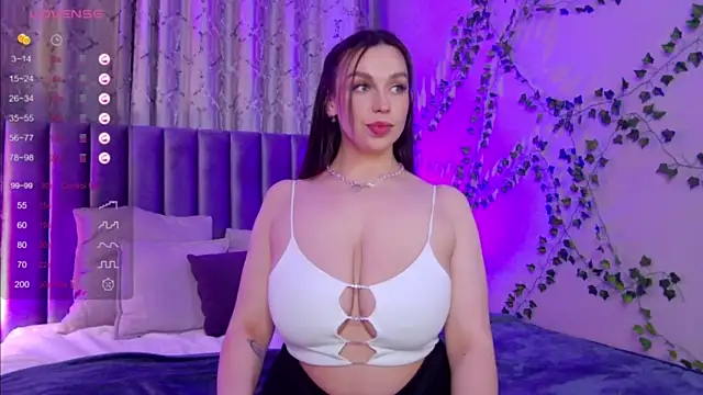 LunaNight naked strip on webcam for live sex chat