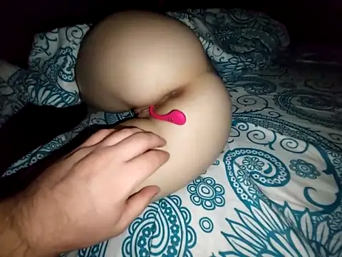 MybabyWannaYou naked strip on webcam for live sex chat
