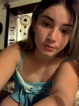 pilimartinez22 naked strip on webcam for live sex chat