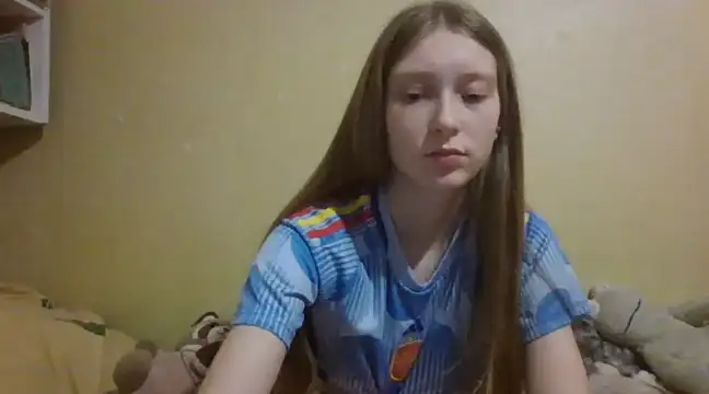valiiiza naked strip on webcam for live sex chat