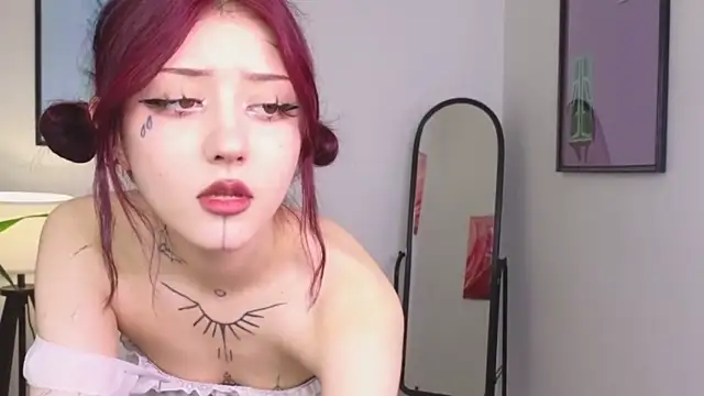 Willow__Love naked strip on webcam for live sex chat