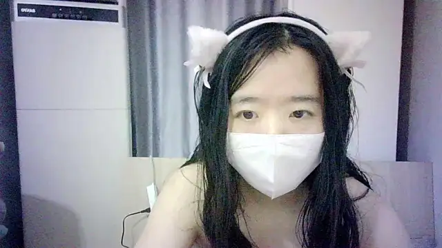 XinYi-oooo naked strip on webcam for live sex chat