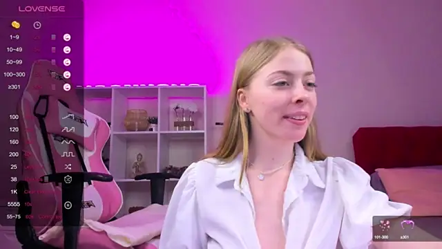 alice_sis naked strip on webcam for live sex chat
