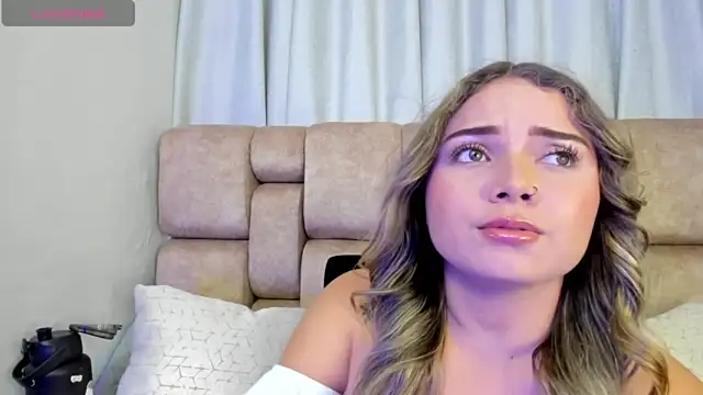 AnnyLopezz_ naked strip on webcam for live sex chat