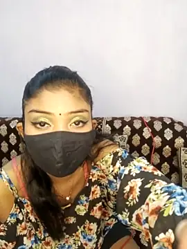 Cute-Soniya naked strip on webcam for live sex chat