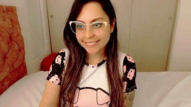 Elen__Sweet naked strip on webcam for live sex chat