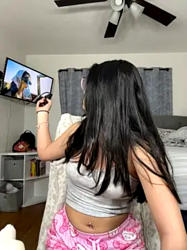 hotluna05 naked strip on webcam for live sex chat