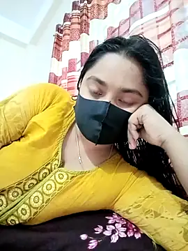 ive– naked strip on webcam for live sex chat