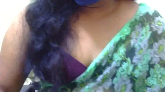 Jhanvi-Telugu naked strip on webcam for live sex chat