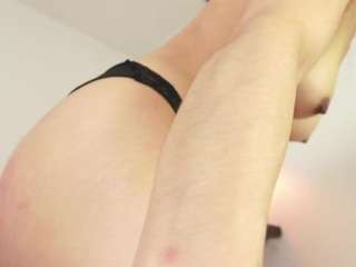 Kloe-kay nude on webcam live hottest sex chat