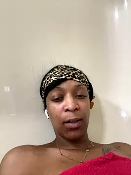 KLoveeee naked strip on webcam for live sex chat