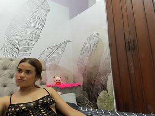 Leahlewis nude on webcam live hottest sex chat