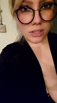 LexySaint naked strip on webcam for live sex chat