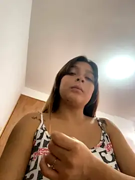MiaMilk_69 naked strip on webcam for live sex chat