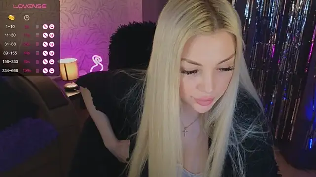 MilanaOmg naked strip on webcam for live sex chat