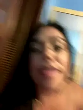 Miss_Scarllett naked strip on webcam for live sex chat
