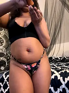 Mistressdreamm naked strip on webcam for live sex chat