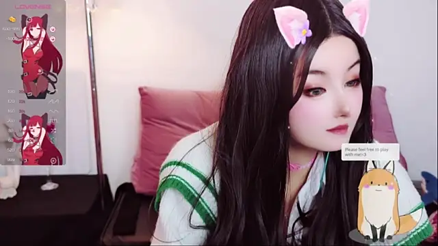 Niya-Nyan naked strip on webcam for live sex chat