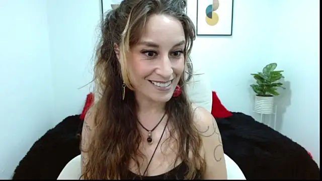 Paula_Paz naked strip on webcam for live sex chat