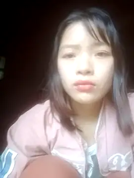 phantamai naked strip on webcam for live sex chat